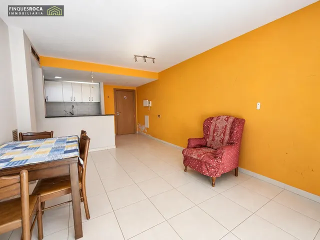 **VIVIENDA CON TERRAZA, PISCINA Y PARKING EN LA RÀPITA** ☀️ — 26