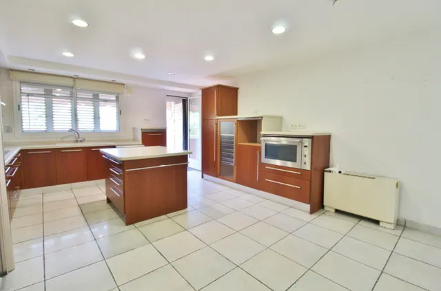Exclusivo adosado en vistahermosa, Alicante — 439 m2 y dos grandes terrazas — 12