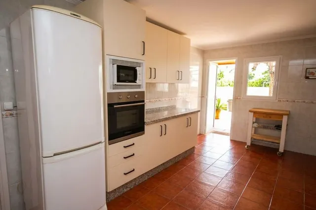 Excepcional Finca Rústica Recién Reformada con Piscina y 5.200 m2 de Parcela en El Pintado, Gibraleón — 33
