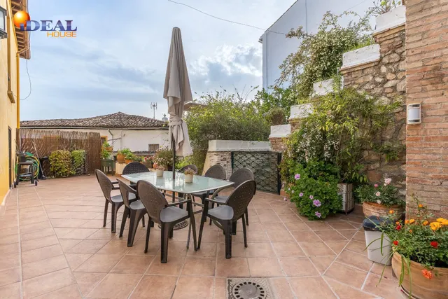 PRECIOSO CARMEN A LA VENTA — 40
