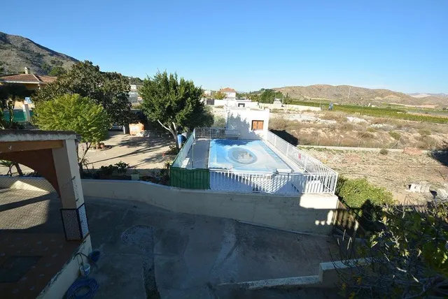 Magnífico chalet en Orihuela zona Urb. Montepinar, 344 m2. y parcela de 2737 m2. — 32