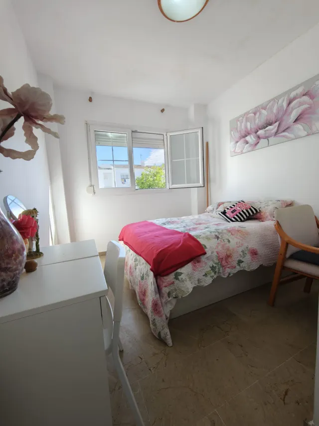 Precioso piso de dos dormitorios en princesa Kristina — 7