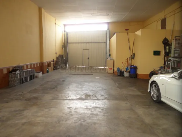 Casa 4 habitaciones 300m² en venta - Tomelloso - foto 2