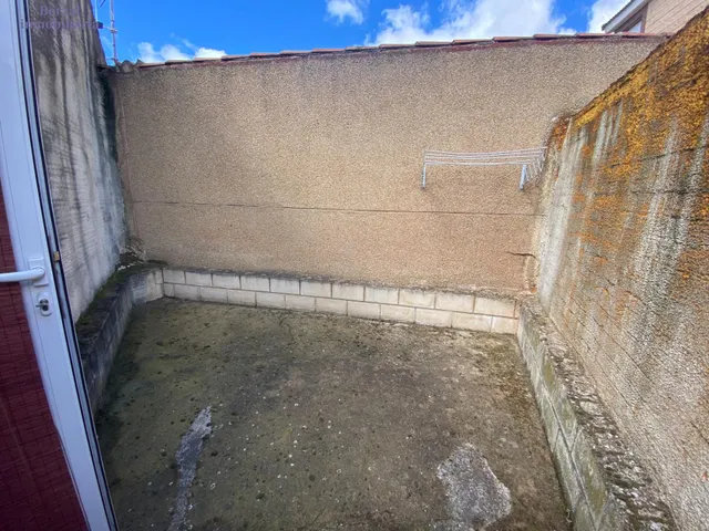 Adosado en Hormilla, tres habitaciones, dos baños, terraza de dieciocho metros. — 12