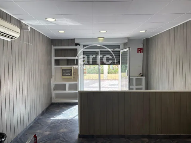 LOCAL EN VENTA - PREMIA DE MAR — 11