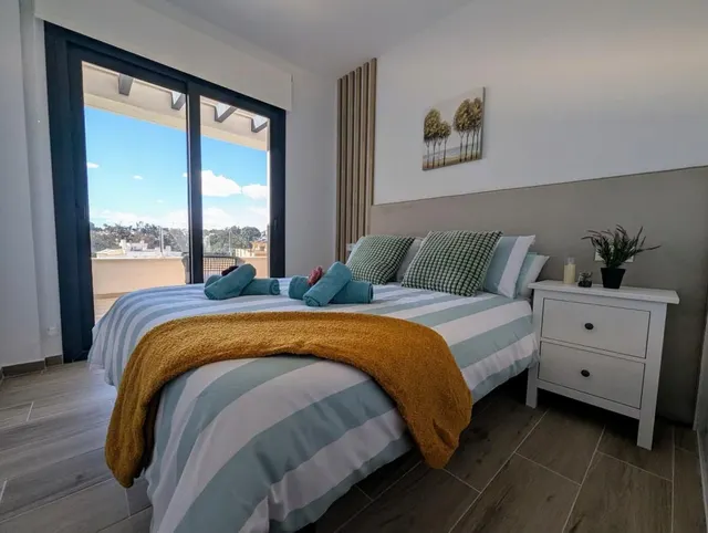 Apartamento 2 habitaciones en venta - Villamartin — 28