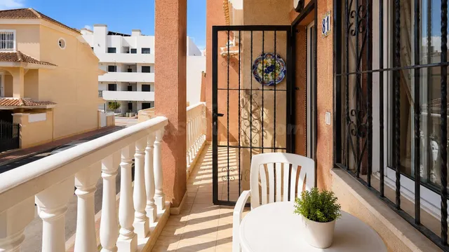 Bungalow 3 habitaciones 1m² en venta - Villamartin - foto 3
