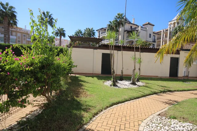Apartamento con 2 suites y terraza en Residencial El Faro, Isla Canela — 47