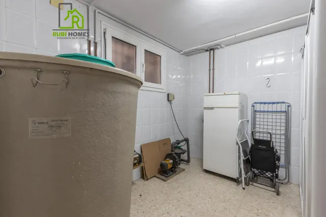 Nave industrial + vivienda (2500m2) - Alhendín — 40