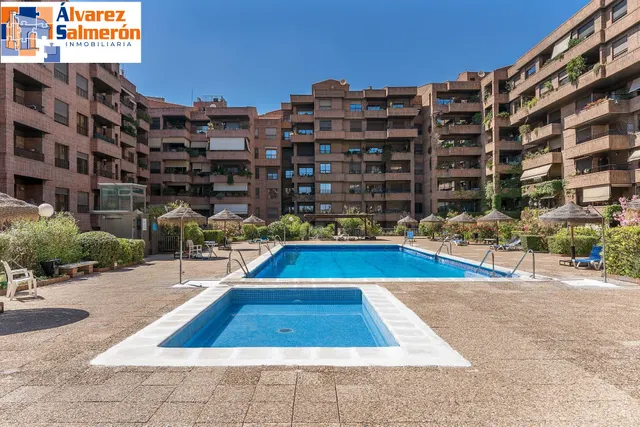 PRECIOSO ESTUDIO DE LUJO EN URBANIZACION TRIUNFO JARDIN — 45