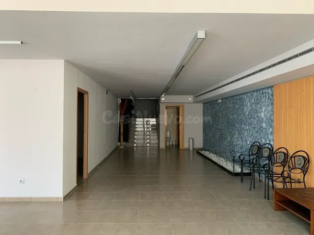 LOCAL COMERCIAL EN ALQUILER - foto 3