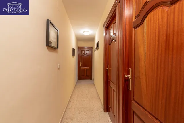Complejo industrial con vivienda en Alhendín con 2500 metros cuadrados — 31