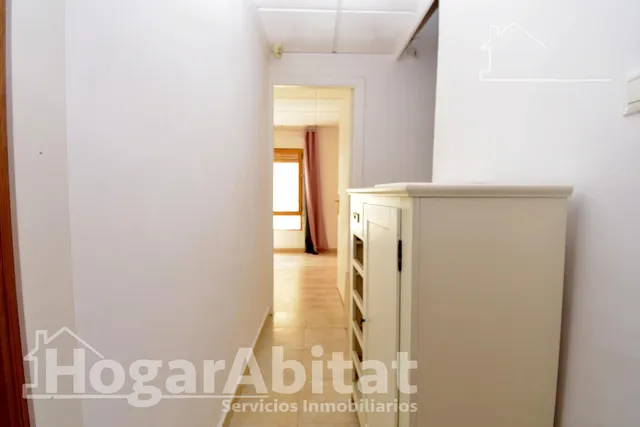 Precioso ático dúplex, impecable y luminoso, todo amueblado y en pleno centro histórico — 39