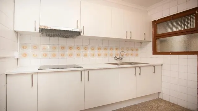 PISO OCUPADO DE PROTECCION OFICIAL 3 habitaciones, PLANTA 1  - foto 4