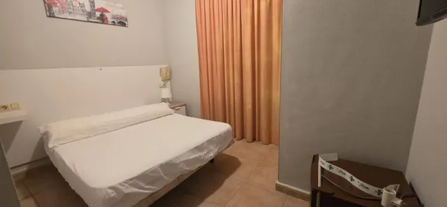 Hotel central Torrevieja — oportunidad de inversión hotelera en el centro de la ciudad — 13