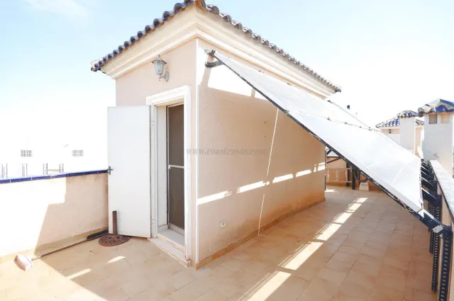 FANTASTICO CHALET CON PISCINA PROPIA Y COMUNITARIA, IDEAL PARA FAMILIAS — 31