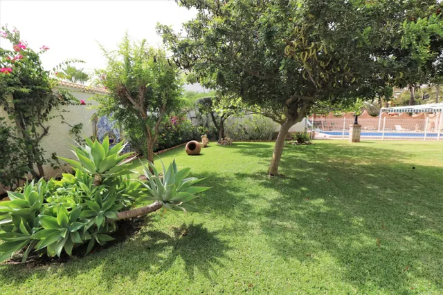 GRAN VILLA EN LA EXCLUSIVA ZONA DE CABO ROIG — 12