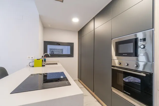 Apartamento 2 habitaciones 81m² en venta - PAU 8 — 15