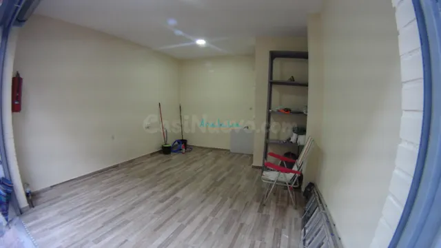Local comercial 26m² en alquiler - Santa Rosa — 2