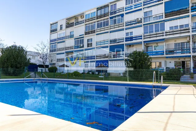 Vive el Mediterráneo con Todo al Alcance: Ubicación, Confort y Rentabilidad en Los Álamos — 15