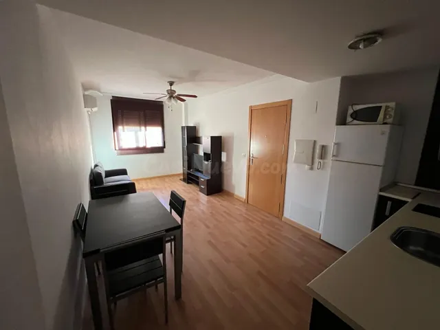 Apartamento con garaje cerca de la Plaza de Toros - foto 2