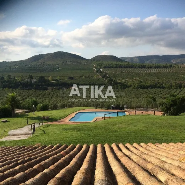 FINCA EN ALQUILER CON PISCINA Y JARDÍN. - foto 5