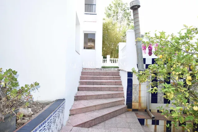 CASA LUMINOSA CON ESPACIOS EXTERIORES EN QUINTMAR - foto 2
