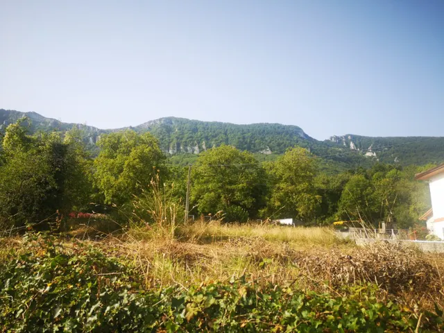 TERRENO URBANO EN VALLE DE MENA — 2