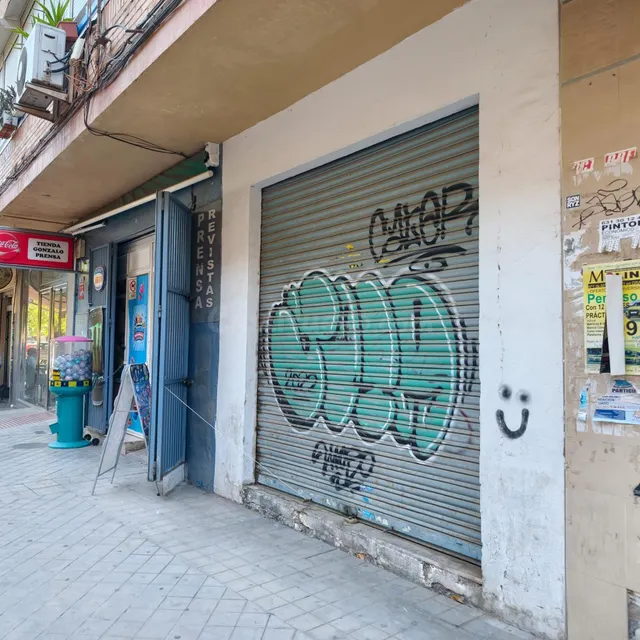 Local en alquiler c.pintor manuel maldonado en zaidin Granada — 2