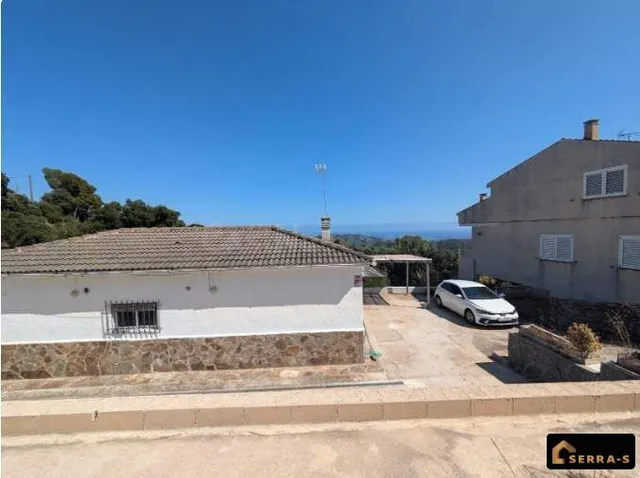 CASA A CUATRO VIENTOS CON VISTAS AL MAR PARA INVERSOR EN ST. CEBRIÀ DE VALLALTA — 2