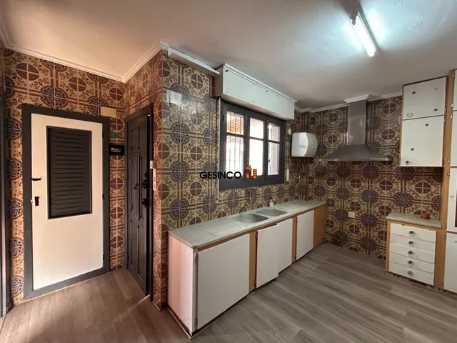 VIVIENDA EN ROTGLA Y CORBERA CON AMPLIAS POSIBILIDADES — 9