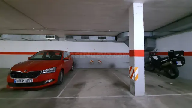PARKING EN ALQUILER EN ZONA PAISOS CATALANS - foto 2