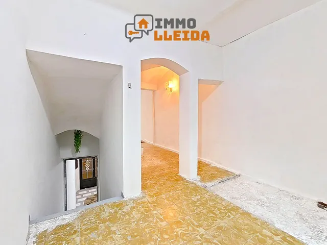Casa adosada en Cervera muy céntrica — 14