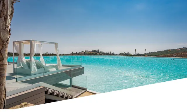 Exclusivo apartamento en venta en Alcazaba Lagoon, Casares. 