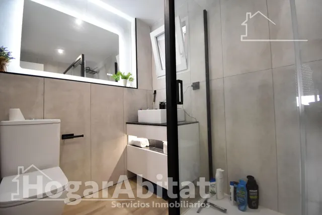 ¡REFORMADO A ESTRENAR! IMPECABLE, AMPLIO Y EXTERIOR CON BALCÓN — 27