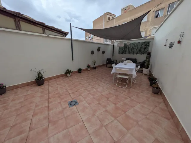 AMPLIO PISO DE 3 DORMITORIOS CON PATIO DE 55 M2 EN EL CENTRO DE SANTOMERA — 31