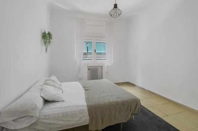 ✨ EXCLUSIVO PISO DE 253 m2 EN GRANADA CENTRO – 2.800 €/MES DE RENTABILIDAD — 8