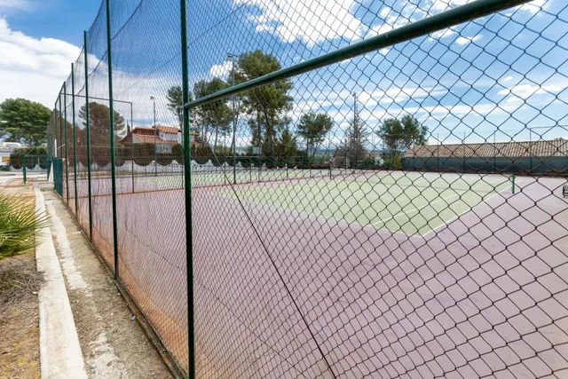EXCLUSIVO TERRENO EN VENTA EN ALBOLOTE — 37