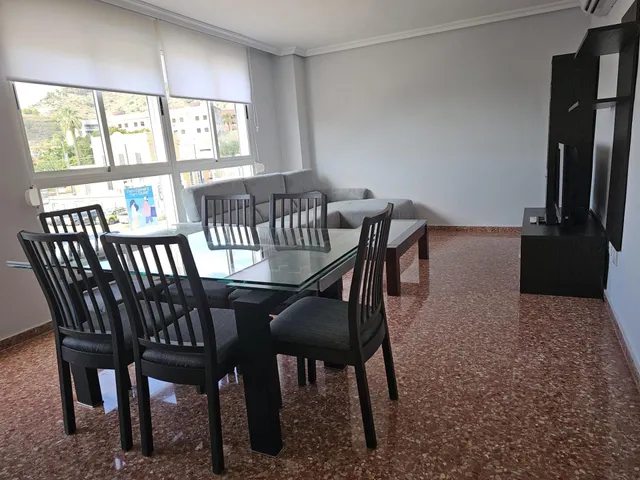PISO REFORMADO FRENTE A LA estación DEL METRO DE LLIRIA — 6