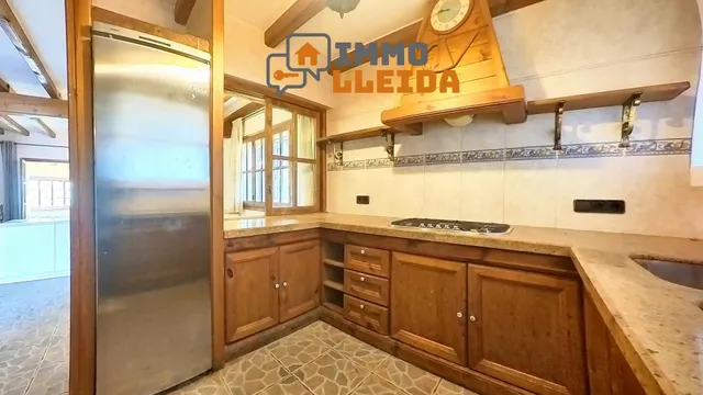 Majestuosa Villa en Alpicat — 43