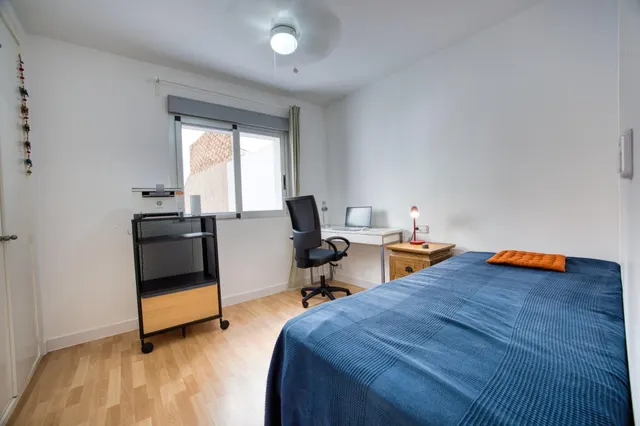 Amplia y bonita vivienda con garaje en calle italia (junto a plaza séneca) — 19
