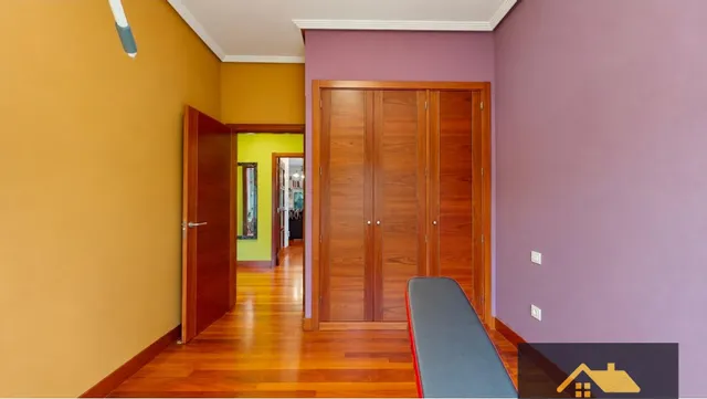 Se vende Bajo de 150m2 con jardín de 140m2 y 2 piscinas comunitarias en Sopuerta, Vizcaya — 18