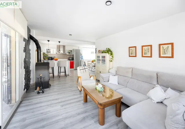 Bonita Casa en Nivar — 19