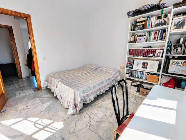 VILLA INDEPENDIENTE EN ZONA PLAZA SOLYMAR A 500 M DE LA PLAYA !!! — 21