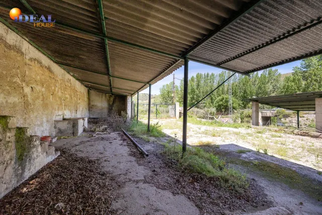 Gran terreno en la Carretera de la Sierra — 22