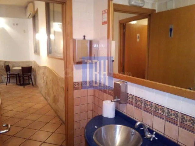 Local comercial en alquiler en Universidad - foto 5