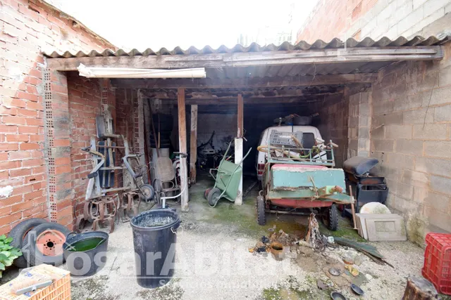TERRENO URBANO CON MUCHAS POSIBILIDADES — 29