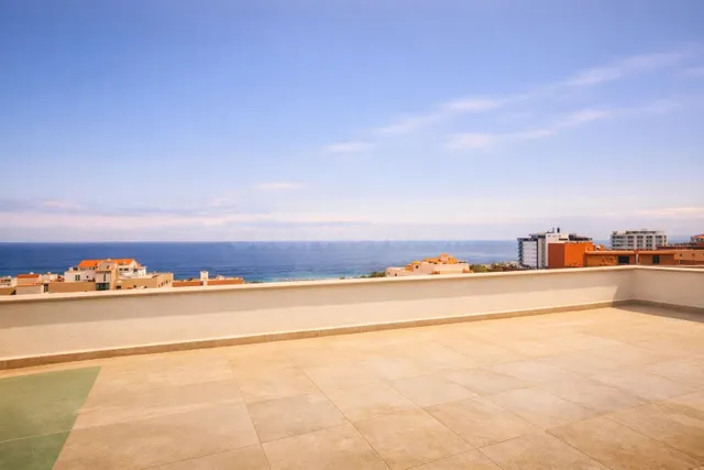 Estudio con encanto en Martiánez. Terraza y vistas al mar. - foto 2