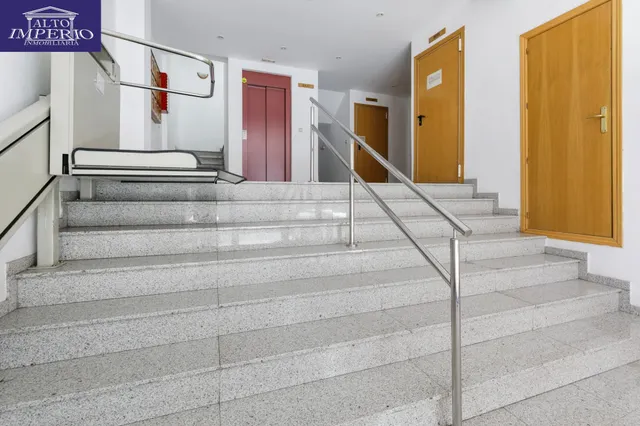 Piso en Armilla Centro con patio de 46 m2, 2 dormitorios y metro — 20