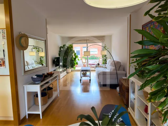 Casa unifamiliar de 180 m2 con jardín, terrazas y garaje en zona centro — 10